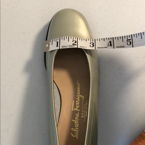 Salvatore Ferragamo shoes - Picture 6 of 10